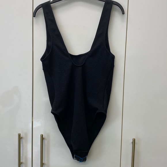 Asos crinkle black one-piece swimsuit - Picture 4 of 7